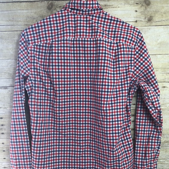 J. Crew Secret wash in gingham button up Shirt - Picture 5 of 5